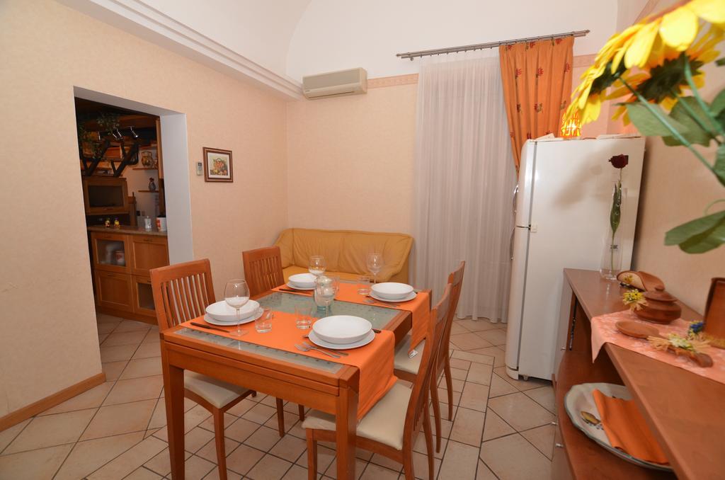 Apartment Gemmellaro Catánia Kamer foto